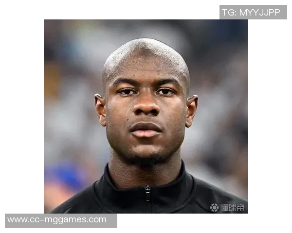 巴萨寻求左脚中卫人选恩迪卡成为罗马转会目标之一